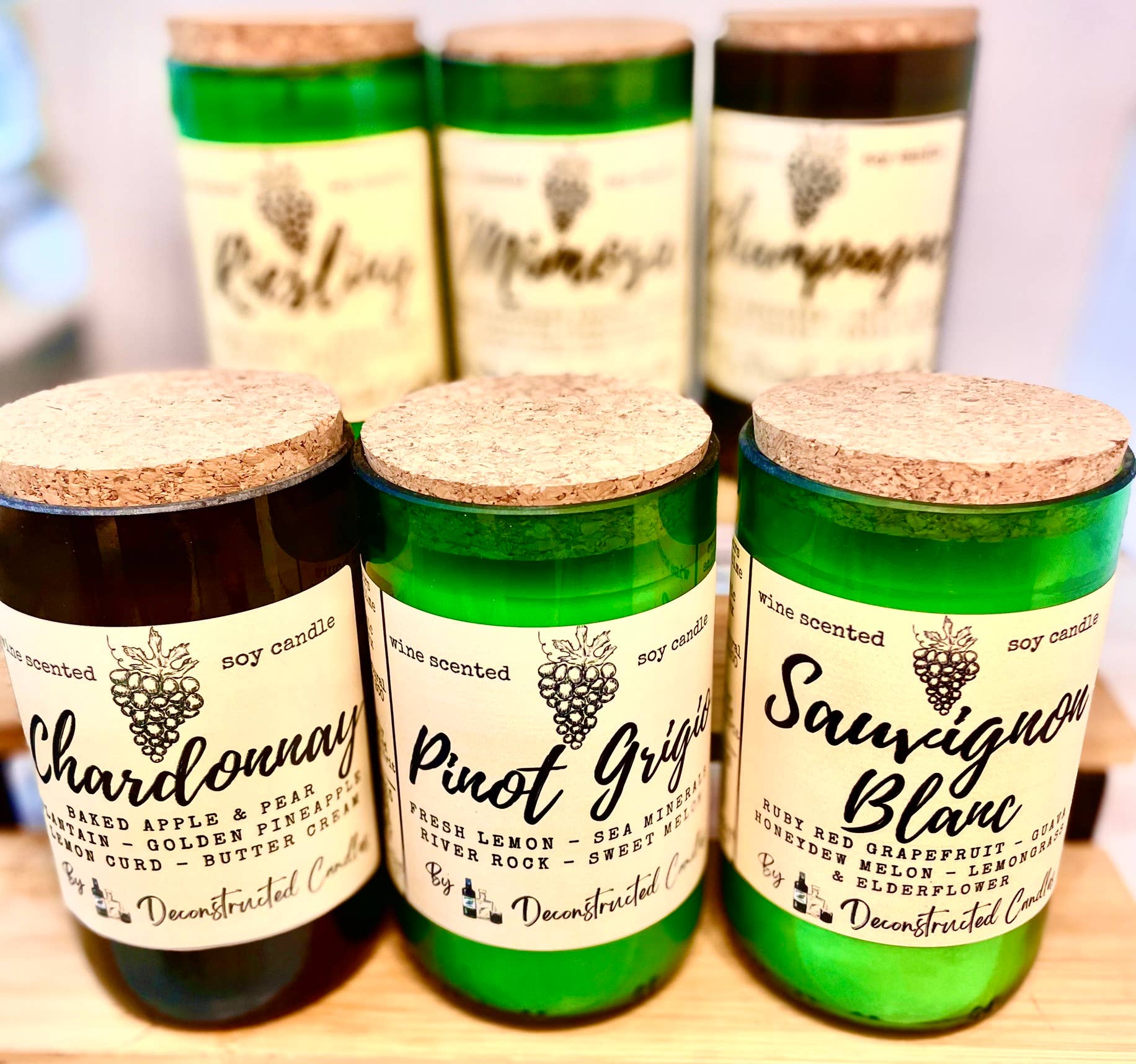 deconstructed candles – Engroshandel Glaslys – Vinflaskelys Korktop duftende af Wine Expert Soy Wax0