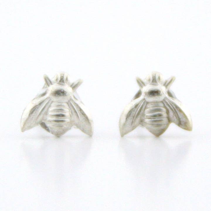 Tiny Bees Sterling Silber Ohrringe für den Großhandel von Peachtree Lane Co.