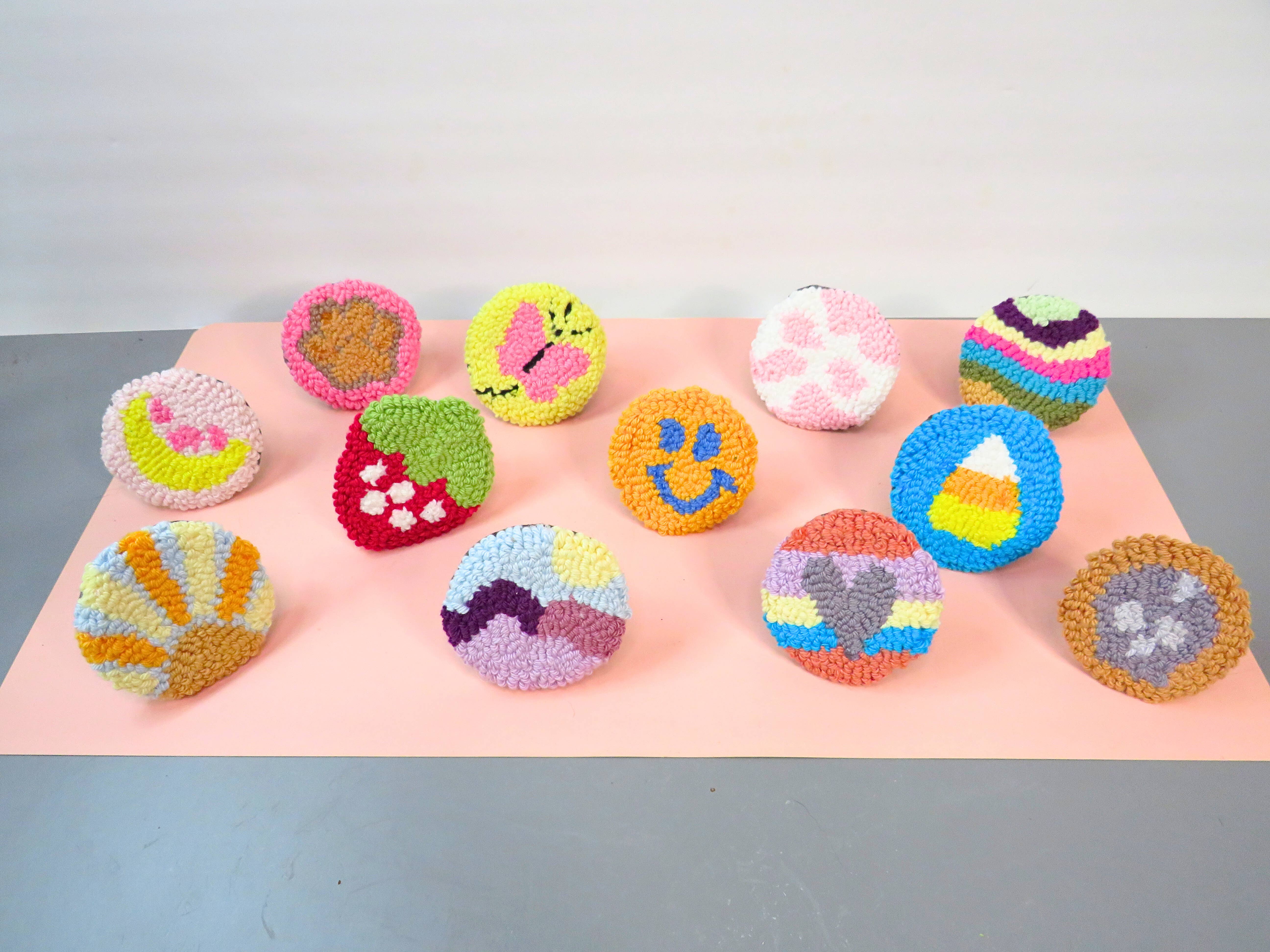 Daralyn's Designs – wholesale Car Freshener - Women’s – Punch Needle Fall Mix Car Vent Freshener Clips - Set of 129