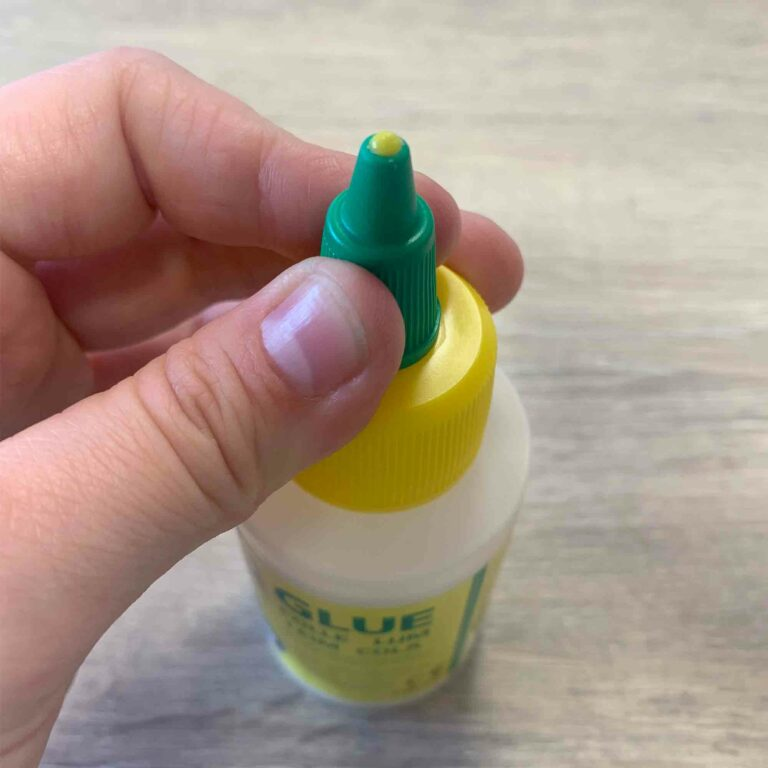 Robbie Toys Ltd – wholesale Glue – Glue 100ml5