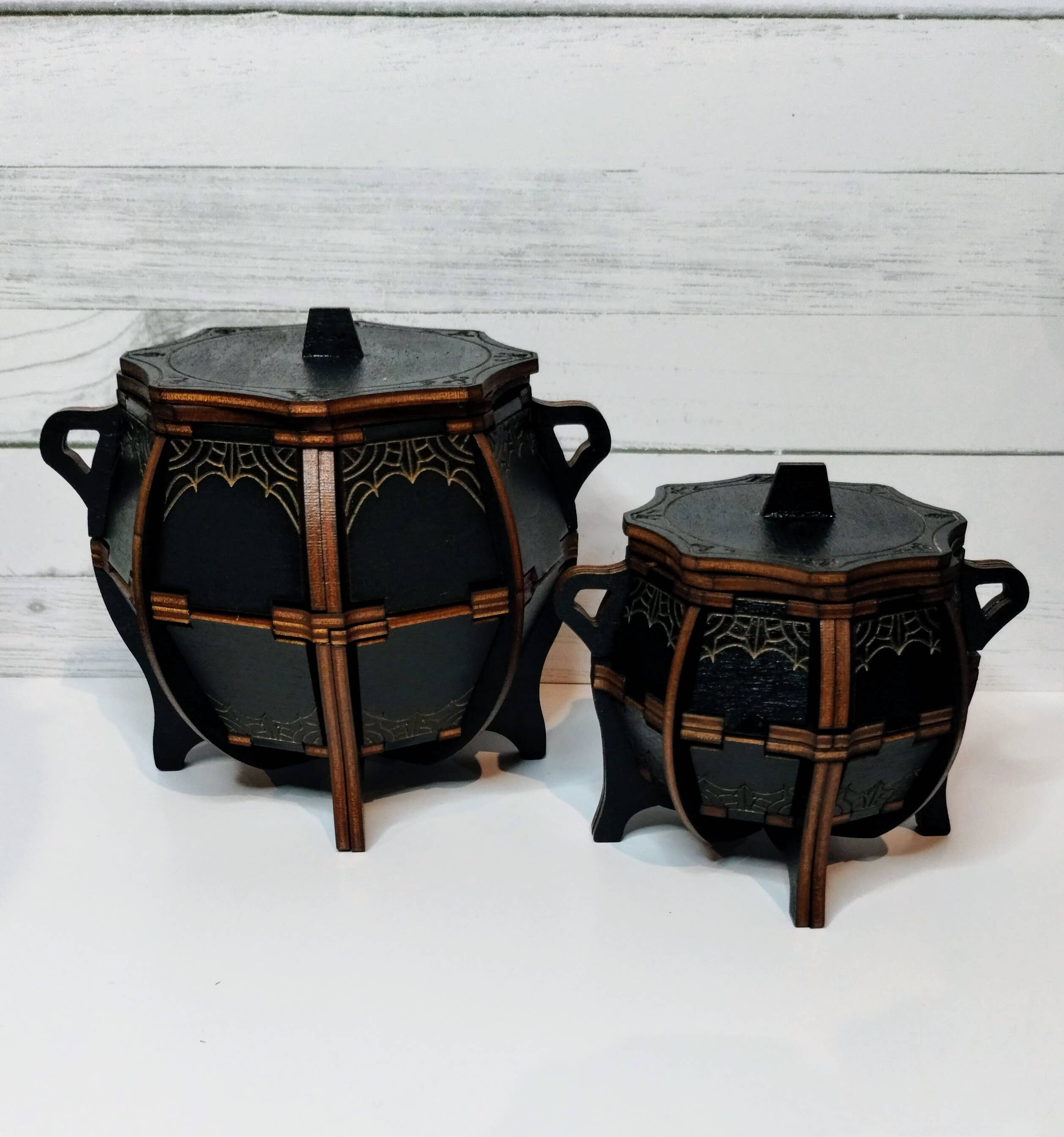 Muddy River Conjure - Wholesale Candle Holder - Engraved Cauldron With Lid in Birch