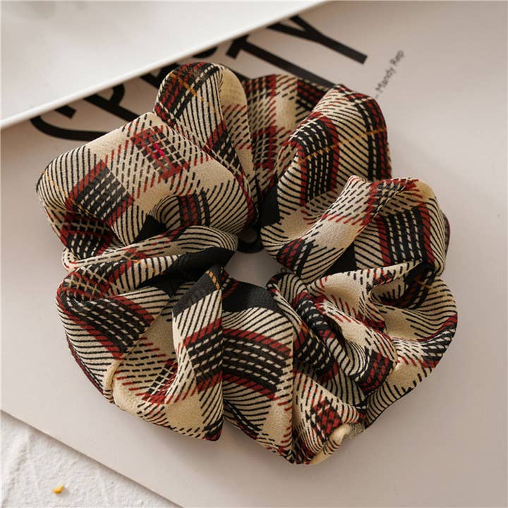 ACCITY - Wholesale Scrunchie - Women's - NEW CHECKERED PRINT SCRUNCHIES_CWAHA03523
