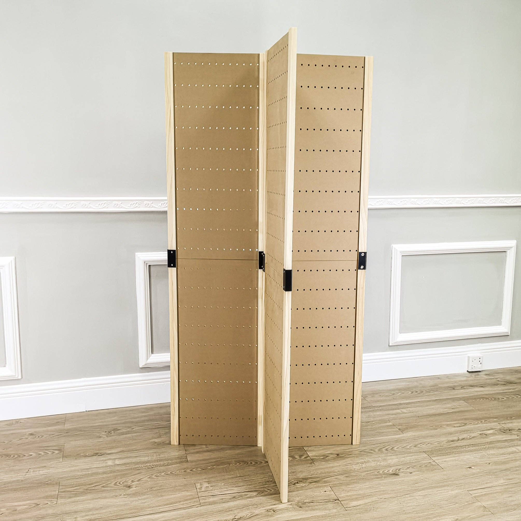 FIXTUREDISPLAYS - Wholesale Room Divider - 4 Panels 5 FT PegBoard Room Divider Folding Privacy Screen 101444