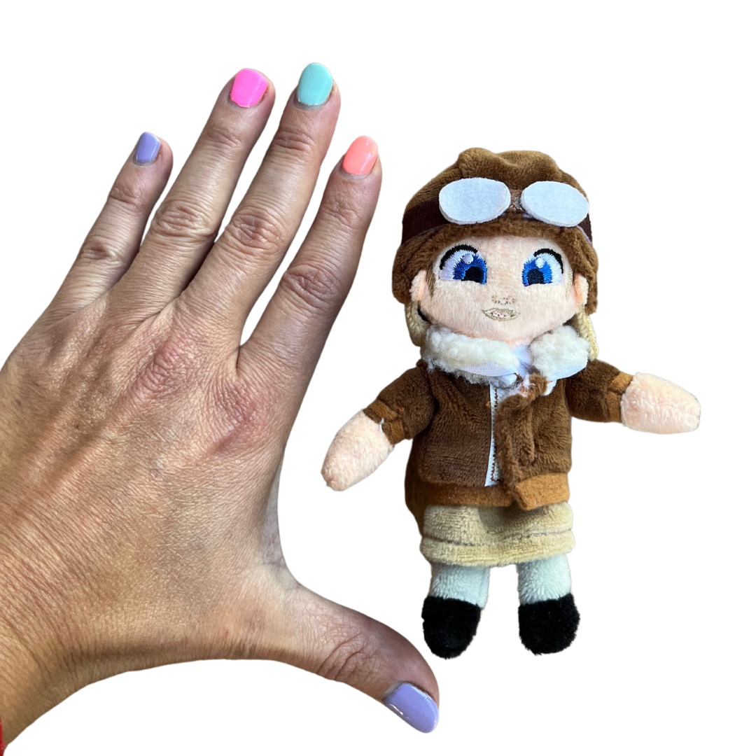 Little Rebels – Großhandel Kuschel-/Plüschtier – Kind & Baby – Pocket Edition Amelia Earhart Plüschpuppe1