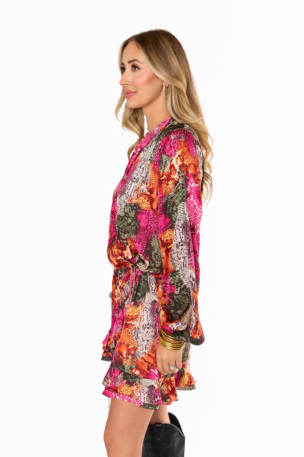 BuddyLove – wholesale Romper – Women's – Jace Frio River Pink Snake Print Flowy Long Sleeve Romper1