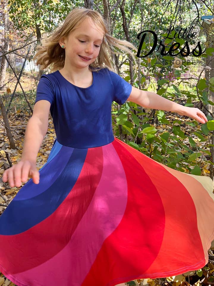 Blaues Regenbogen Kleid für den Großhandel von Little dress shoppe