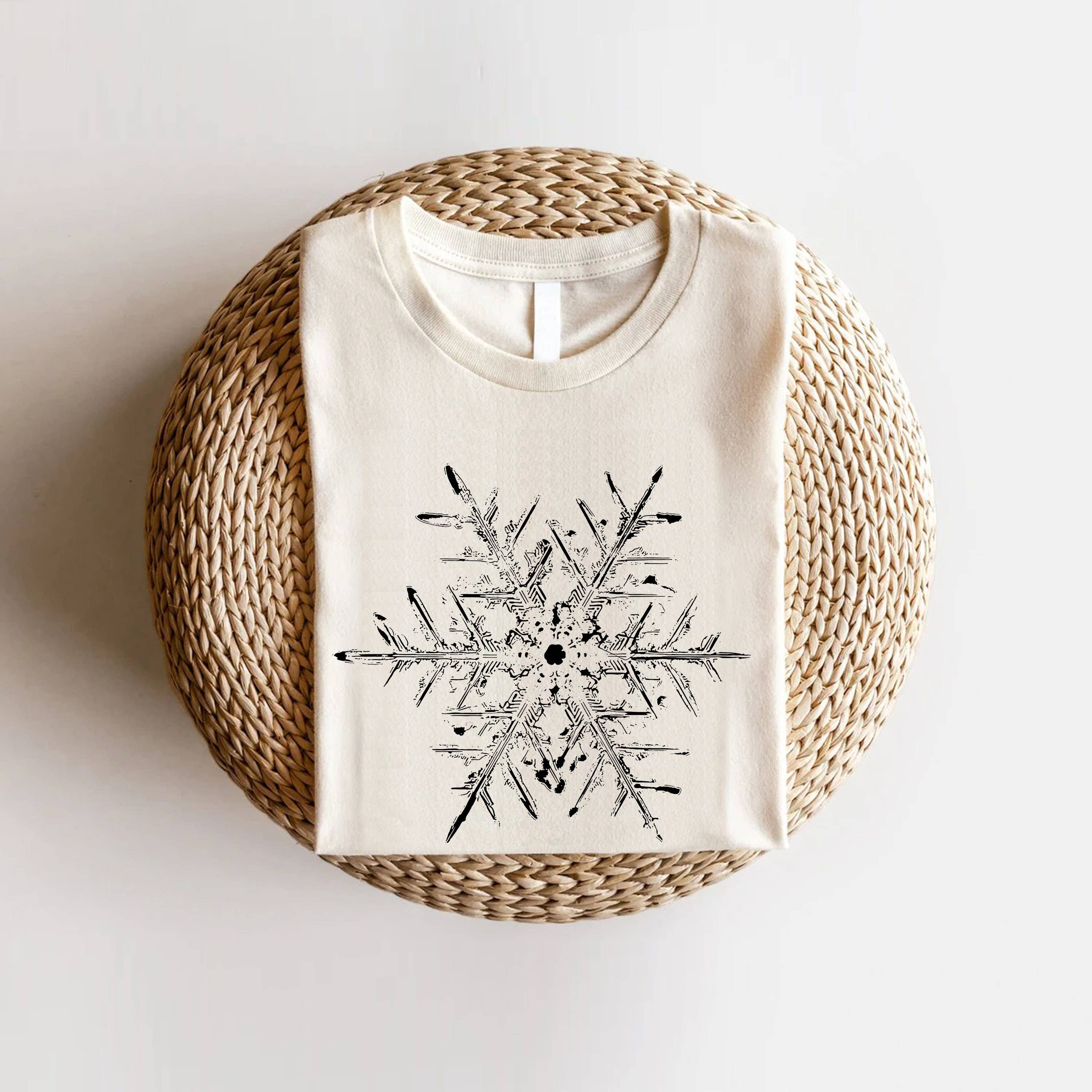STARCHIS - Wholesale Screen Printed T-Shirt - Women's - SNOWFLAKE PRINT GRAPHIC T-SHIRT4