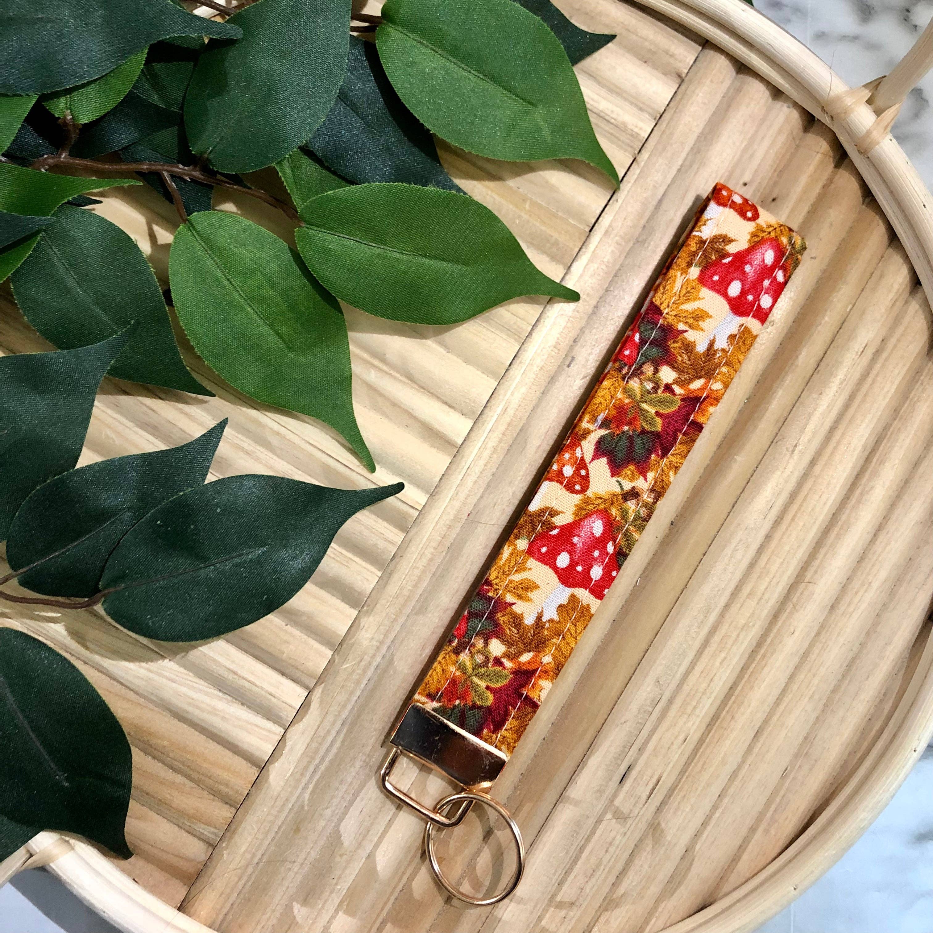 MDStickerShop – Engroshandel Nøglering - Dame – Efterår champignon print stof nøglering, nøglering0