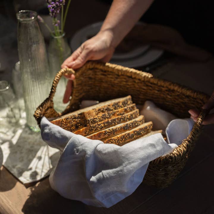 Arthur Cameron – wholesale Basket – Meghna, Seagrass Basket Tray with Round Handles4