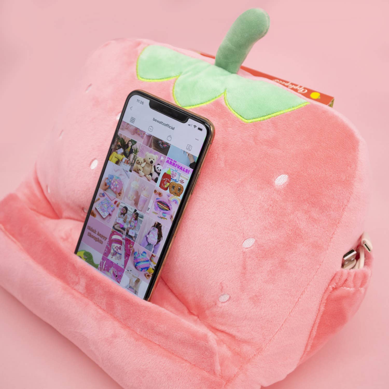 Bewaltz - Wholesale Phone/Tablet Stand - Tablet Device Stand - Strawberry
