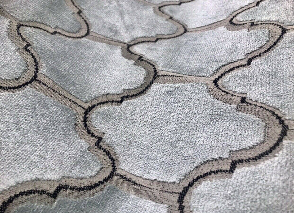 Fancy Styles Fabric – wholesale Tygrulle – Ny! Italiensk burnout geometrisk sammetstyg - möbeltyg, fransk ljusblå4