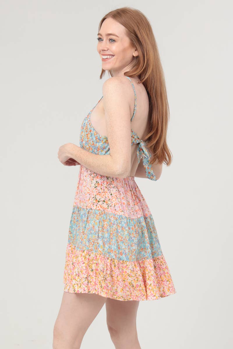 ANGIE – wholesale Dress – Women's – F4H12-W982 V NECK OPEN TIE BACK SUNDRESS1