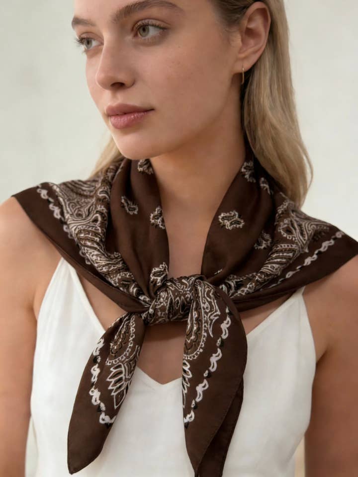 D-178 Small scarf 70x70 Paisley pattern for wholesale by LINETA