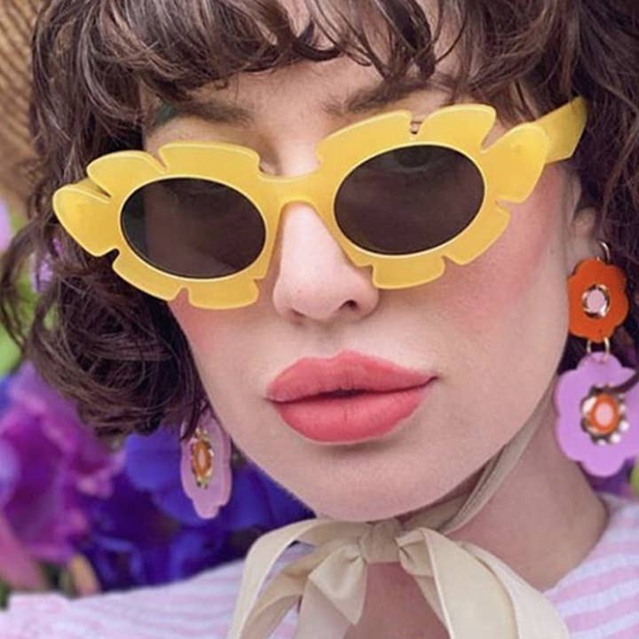 ACCITY - Wholesale Sunglasses - Women's - SUNFLOWER SHAPED SUNGLASSES_CWASG01311