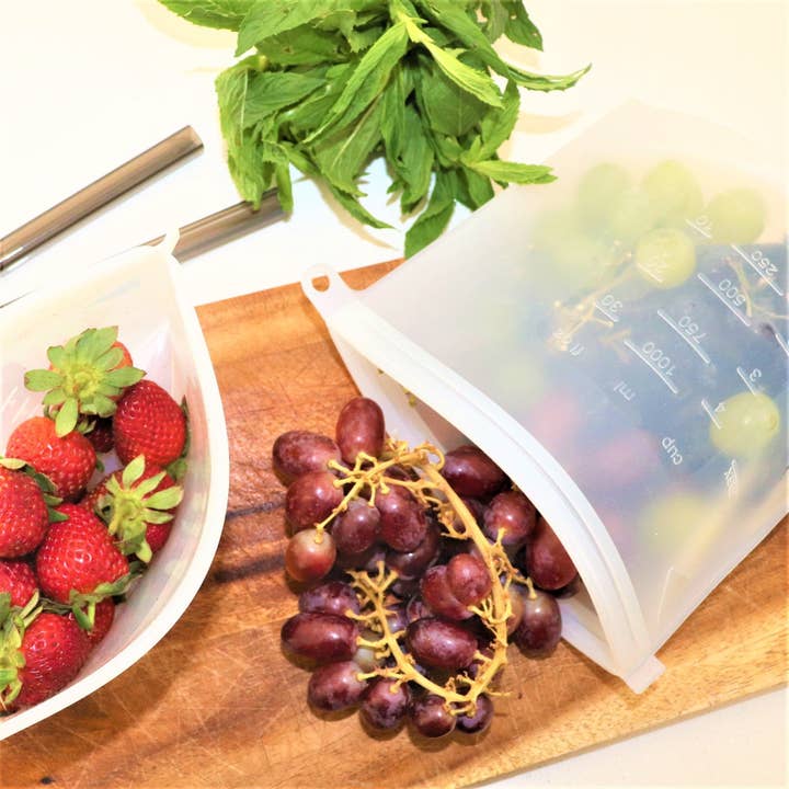 Us and The Earth - Wholesale Food storage wrap/bag - 1000mL - Reusable Food Grade Silicone Zip Lock Food Pouch
