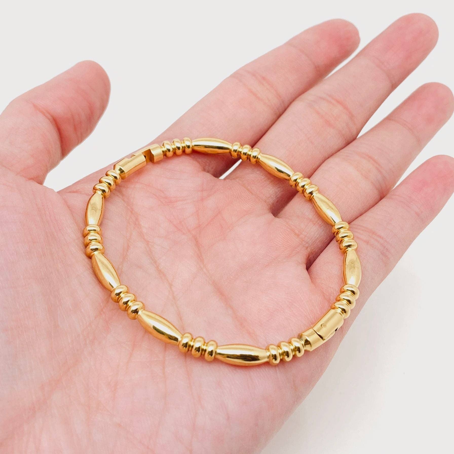 Mio Queena - Wholesale Bangle Bracelet - Multi-style 18K Gold-plated Stainless Steel Babngle - FGS14