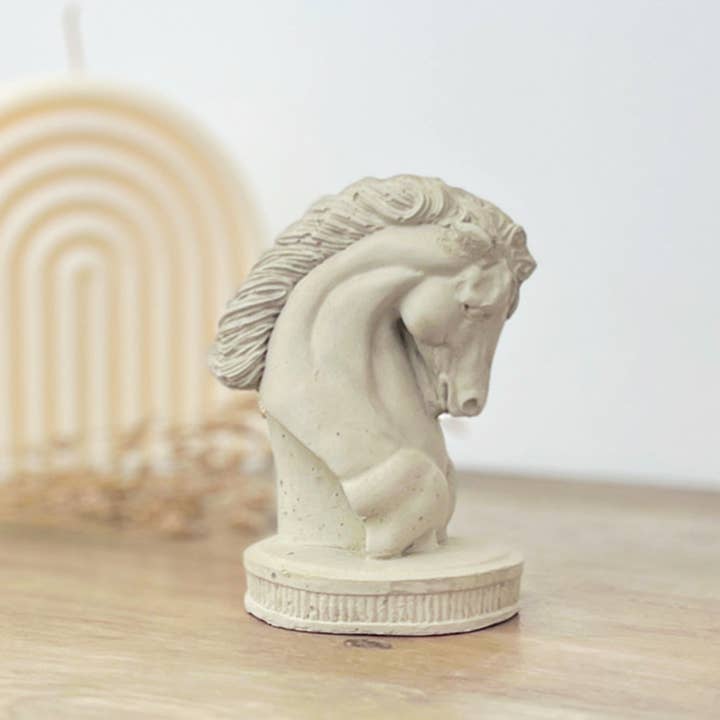 Eli and Things – wholesale Skulptur – Hästbyst Betongskulpturgåva för hästälskare
