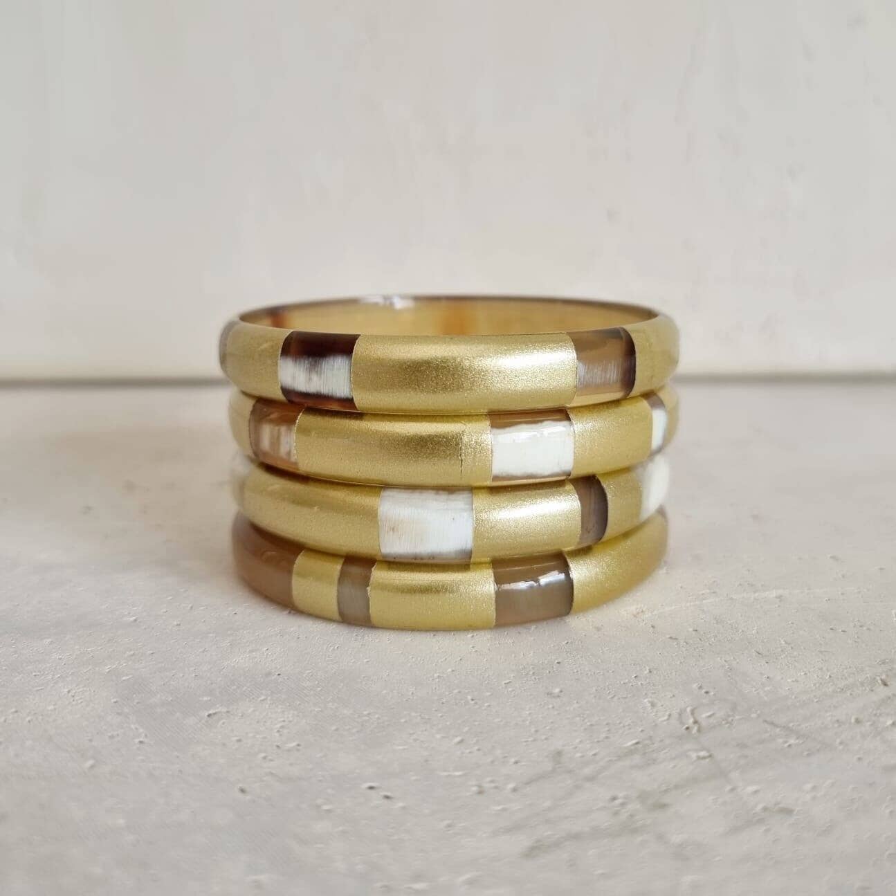 Le Coin Sauvage - Vente Bracelet jonc - Bracelet Jonc Corne - Hélios Le Coin Sauvage – Gold - 1cm3