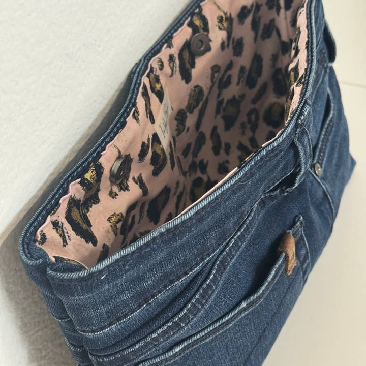 Indigo Bags - Wholesale Clutch Bag - Women's - Joe's Upcycled Premium Denim clutch - pink leopard3