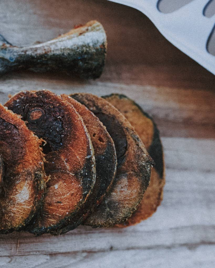 Litto Howler - Wholesale Pet Treats - Cat - Freeze Dried Raw Wild Caught Mackerel Patties | 4 oz3