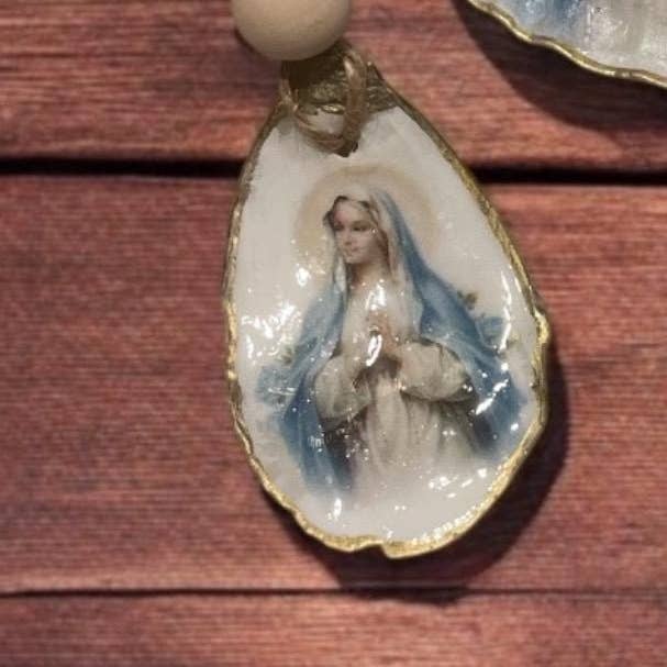 Blessed Mother Seashell Ornament: Virgin Mary Decoupage Art for wholesale by CC Shells Gifts LLC
