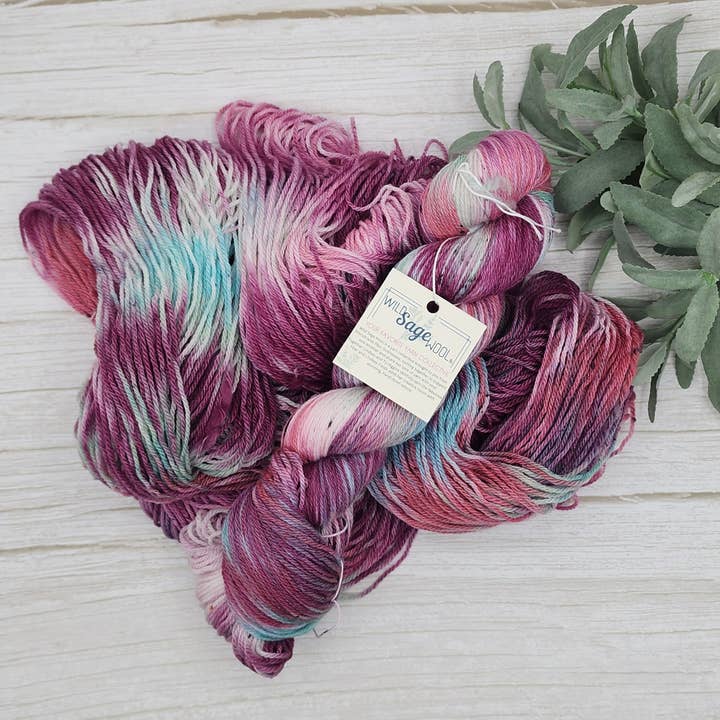 Pink Ivy Bliss - Fingering — Tingido por Encomenda por atacado de Wild Sage Wool