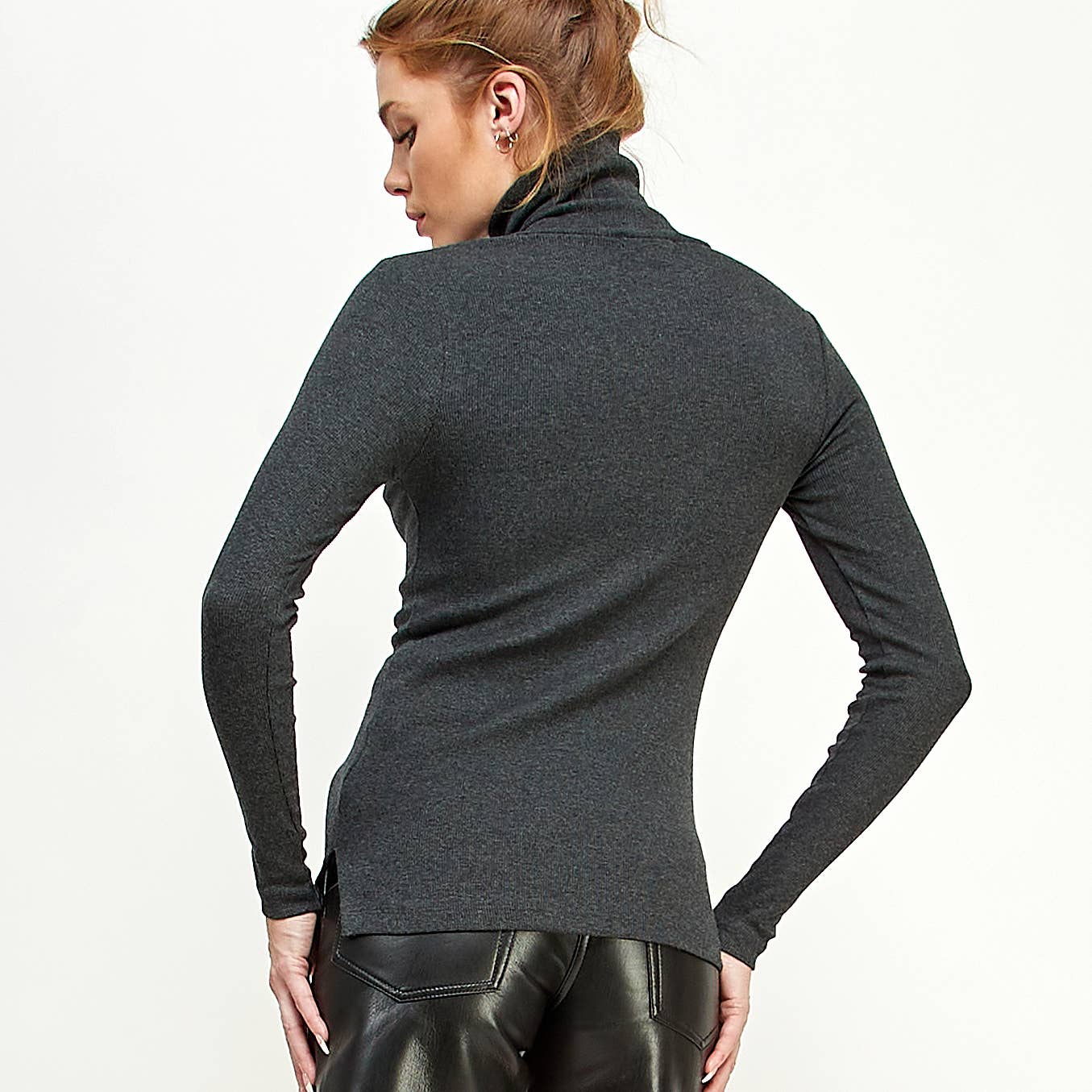 FREEZIA - Wholesale Knit Top - Women's - RIBBED TURTLE NECK SWEATER LONG SLEEVE TOP-F67933-D62