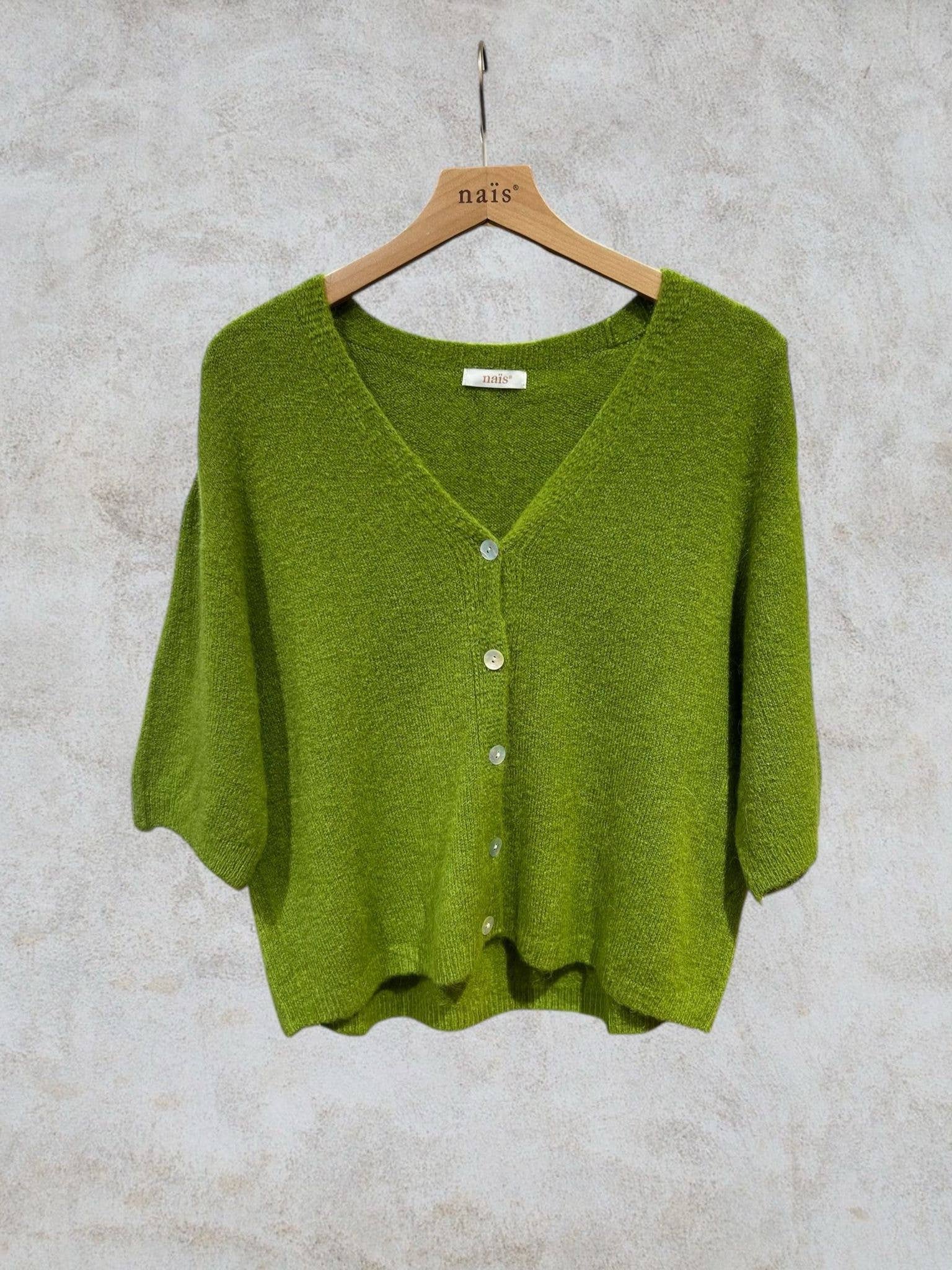 NAÏS PARIS - Wholesale Cardigan - Dames - V-hals cardigan met knopen en 3/4 mouwen van alpaca en wol9