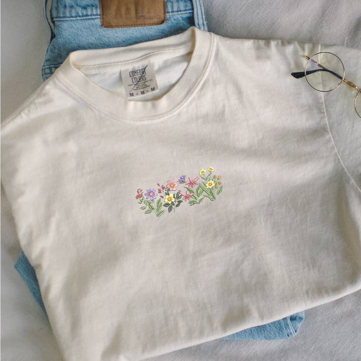 Embroidered Floral Shirt Summer Tops for Women Graphic Tee for wholesale by P E T I T R U E