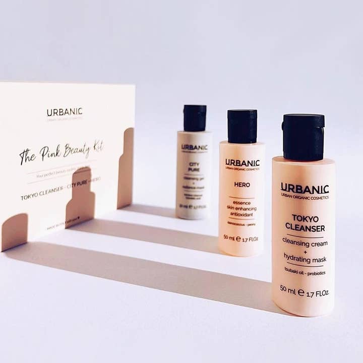 El kit de belleza Pink de URBANIC para venta al por mayor de URBANIC