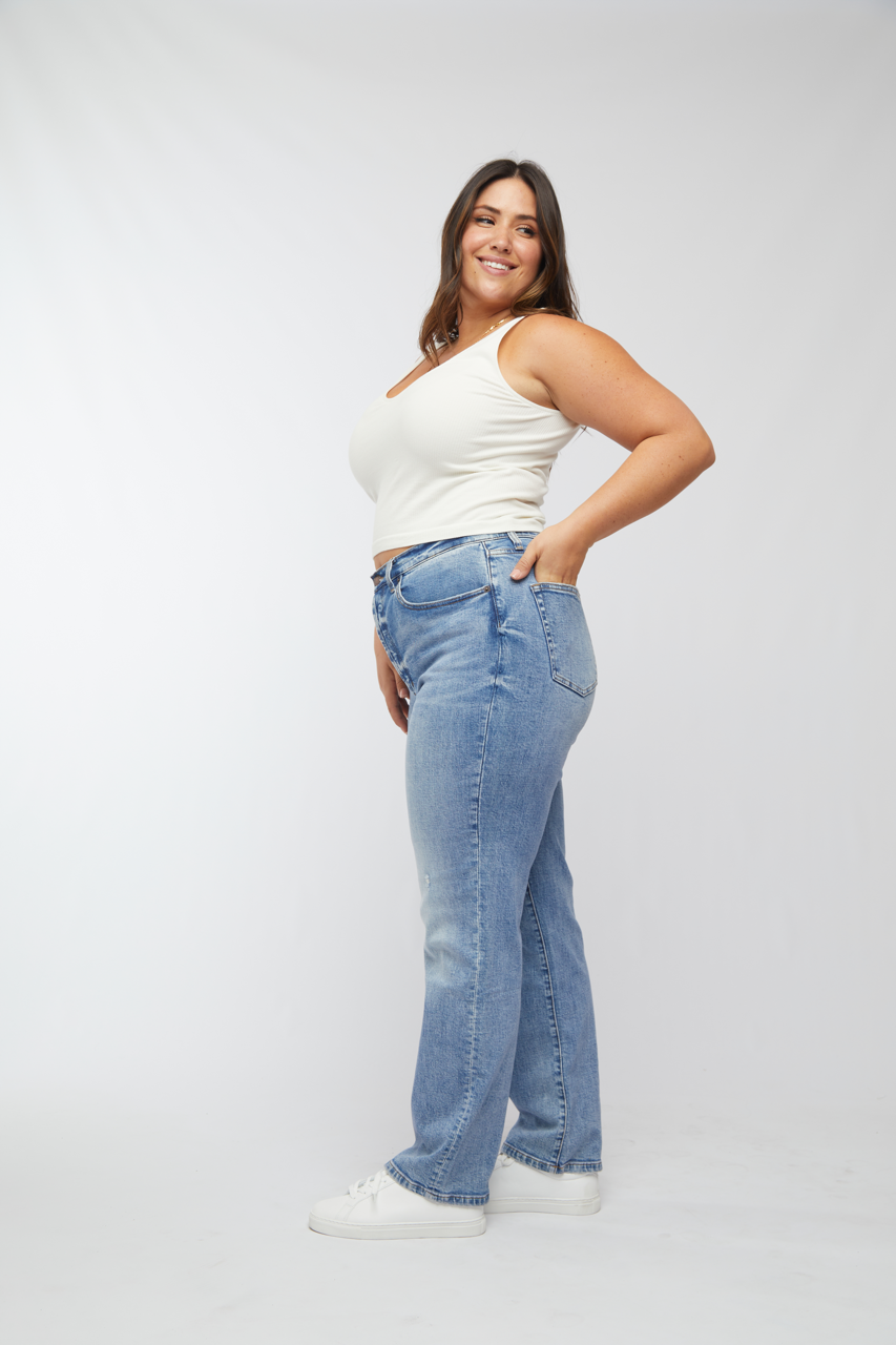 Oliver Logan - Wholesale Jeans - Women's - Mulberry High Rise Straight Leg Jean, Classic Blue 4