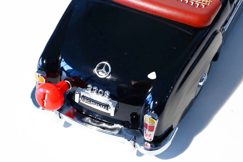 die Blechfabrik e.K. - Wholesale Toy Car/Truck - Kids - Car, rollfix convertible 1085 black 26 cm, made in China2