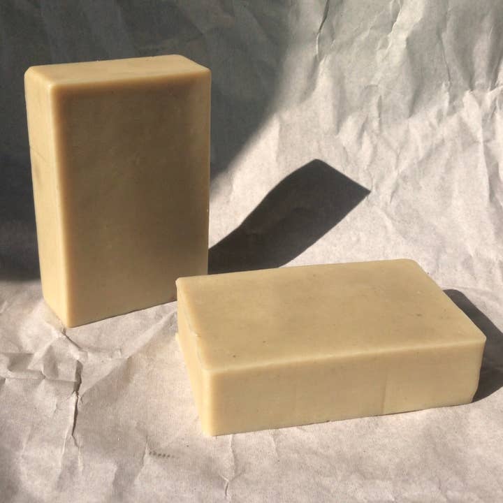PEPPERMINT + LAVENDER + BERGAMOT Bentonite Clay Soap for wholesale by Silk Water
