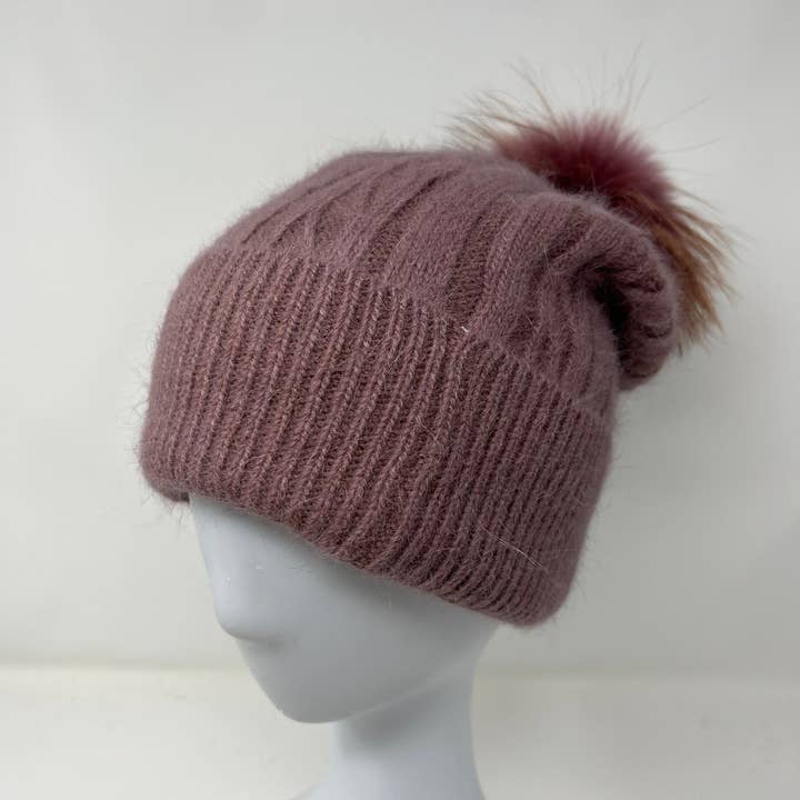 Nieuwe kasjmier muts voor de winter met angorawol en echte vosbont pompom, perfect als kerstcadeau voor wholesale door FanakoStudioNYC