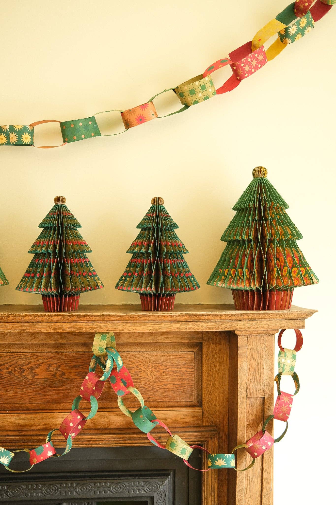 East End Press - Wholesale Christmas Decoration - Fir Tree Honeycomb23