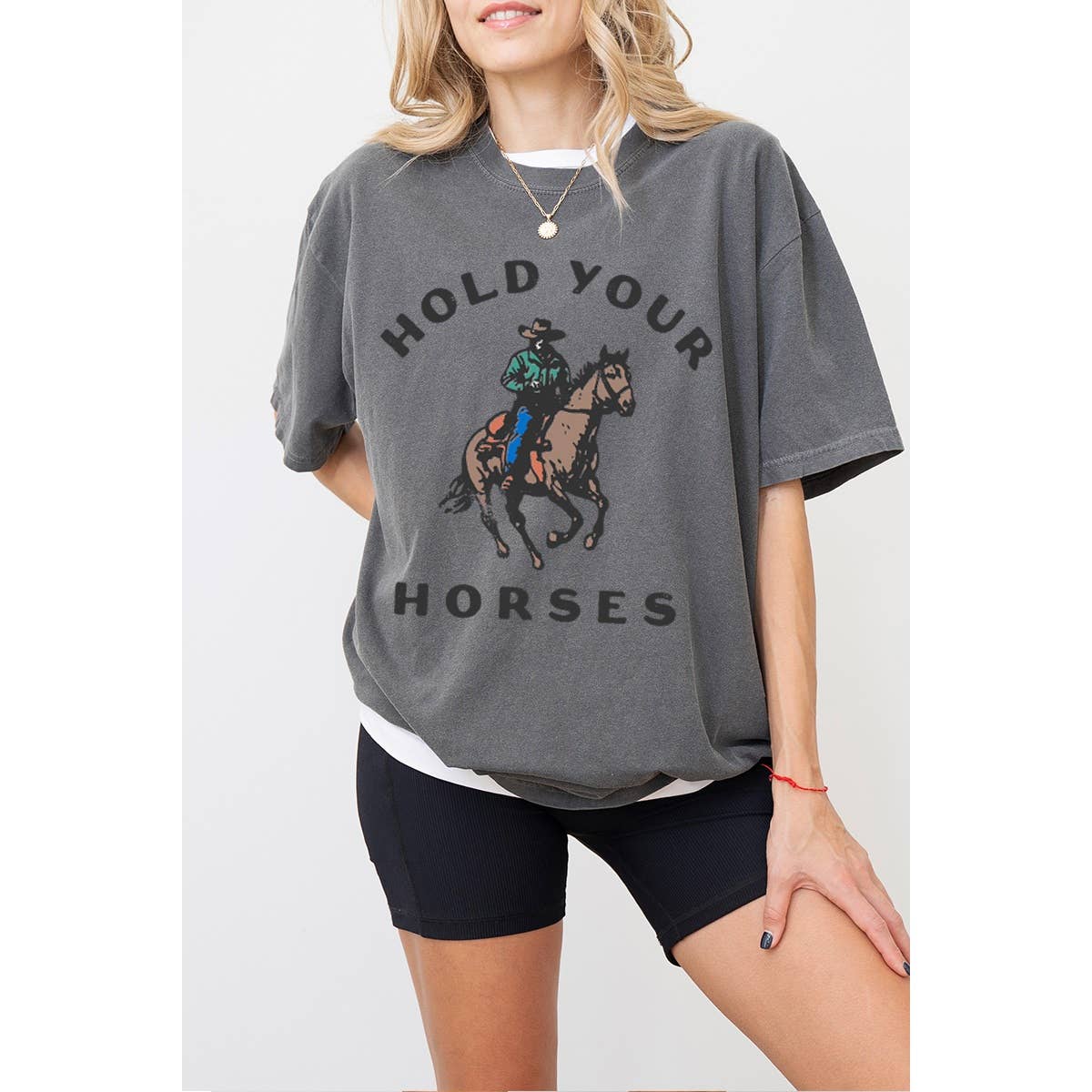 Illustrated Society - Wholesale Screen printed t-shirt – Women′s - HOLD YOUR HORSES VINTAGE GRAPHIC OVERSIZED TEE2