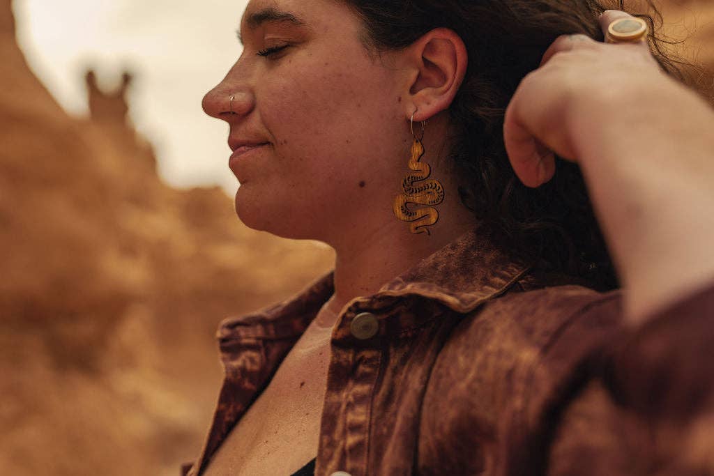 lovelevel – wholesale Dangle earrings – Natural Wood Earrings | SNAKES7