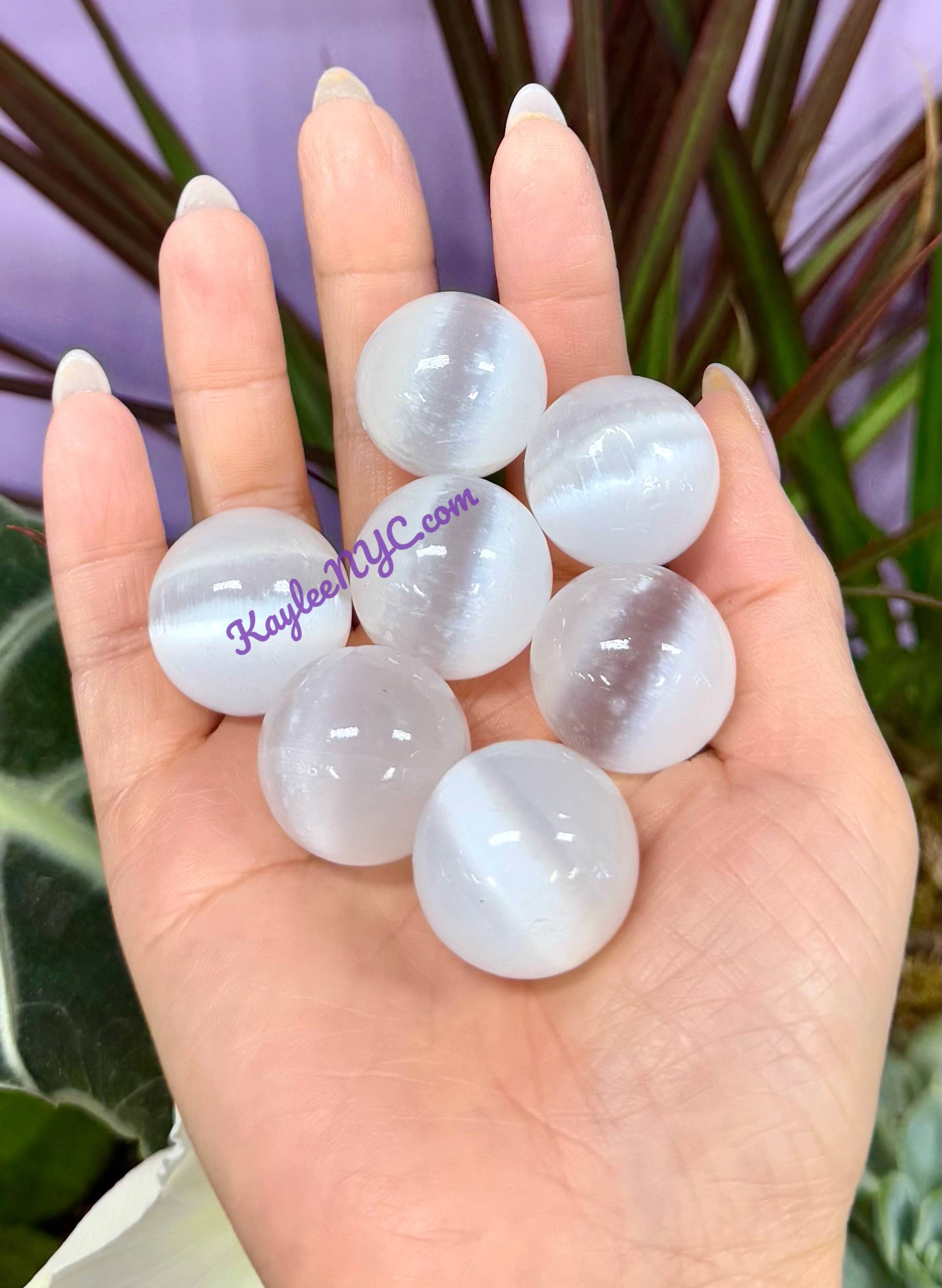 KayleeNYC - Wholesale Spiritual Stone/Crystal - Natural Selenite aks Satin Spar Sphere Crystal 2.5cm3