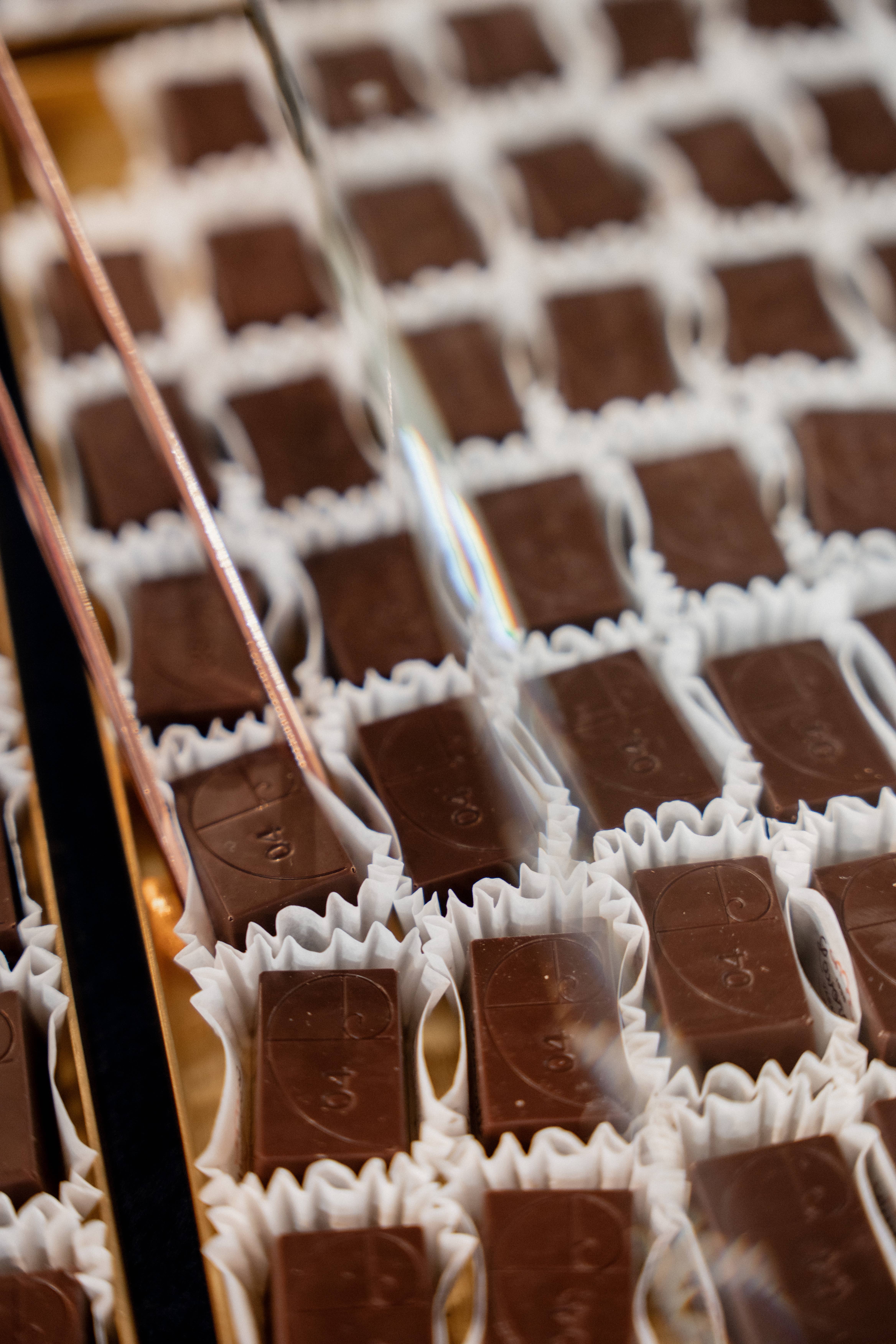 Cioccolato Lavoratti 1938 – wholesale Chocolate-covered sweets – Loose Lemon Praline1