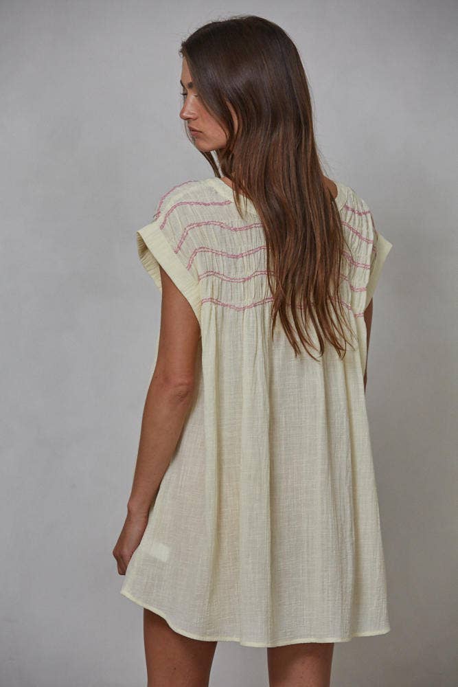 Cream L8377 | Woven Cotton Buttondown Round Neck Sleeveless Tunic  for wholesale on Faire2