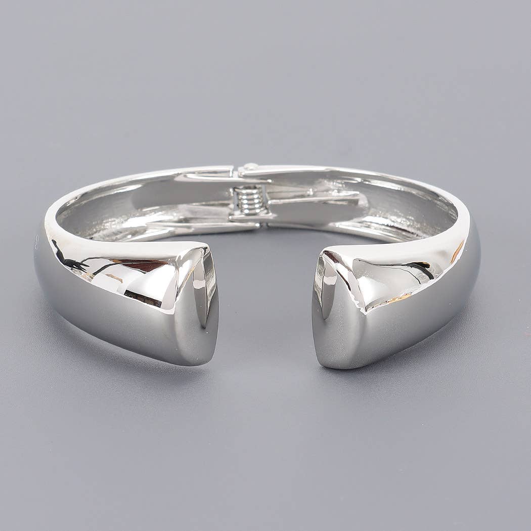 3AM BY H&D ACCESSORIES – Engroshandel Manchetarmbånd – Metalhængselarmbånd4