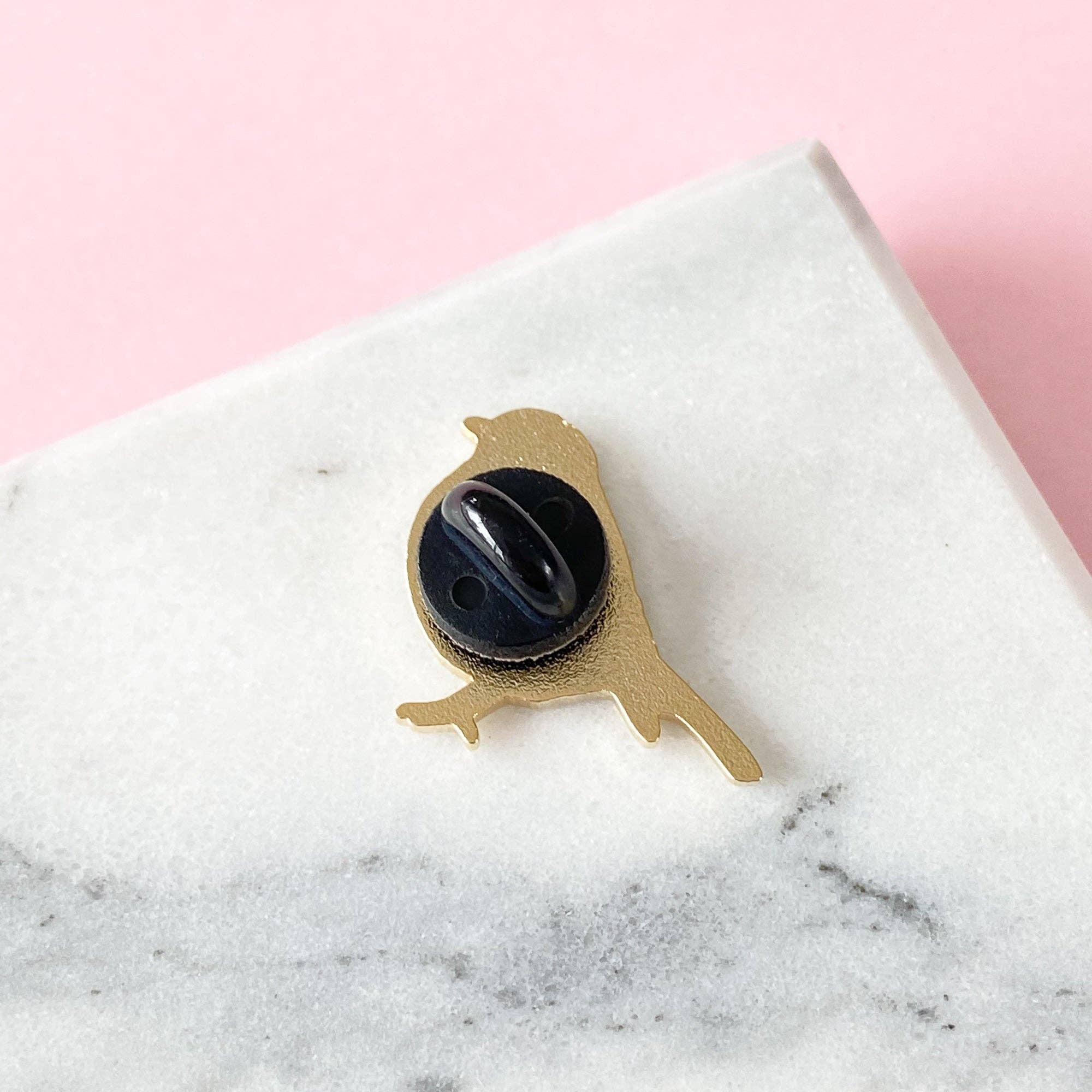 Sarah Frances - Vente Épinglettes/boutons - Pin en émail Rouge-gorge2