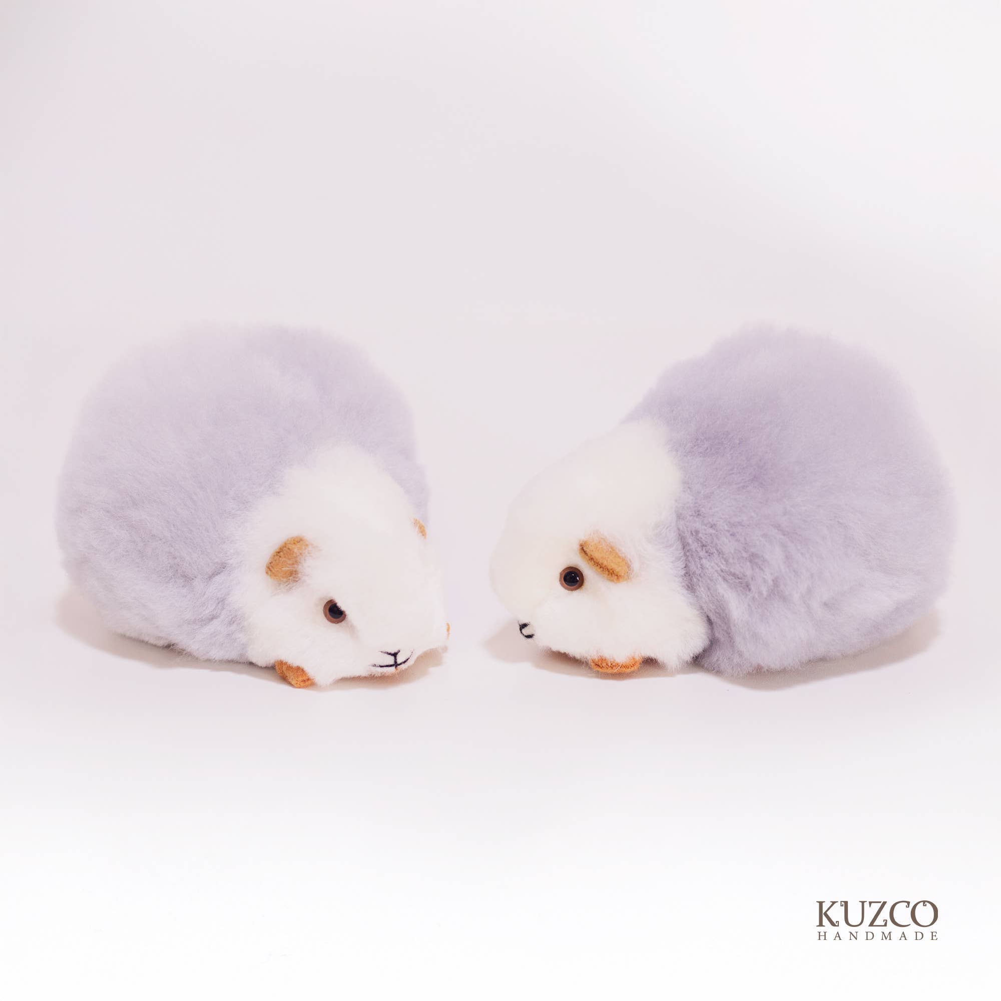 KuzcoHandmade - Vente Peluche – enfant et bébé - Cochon d'Inde en peluche en cuir d'alpaga1