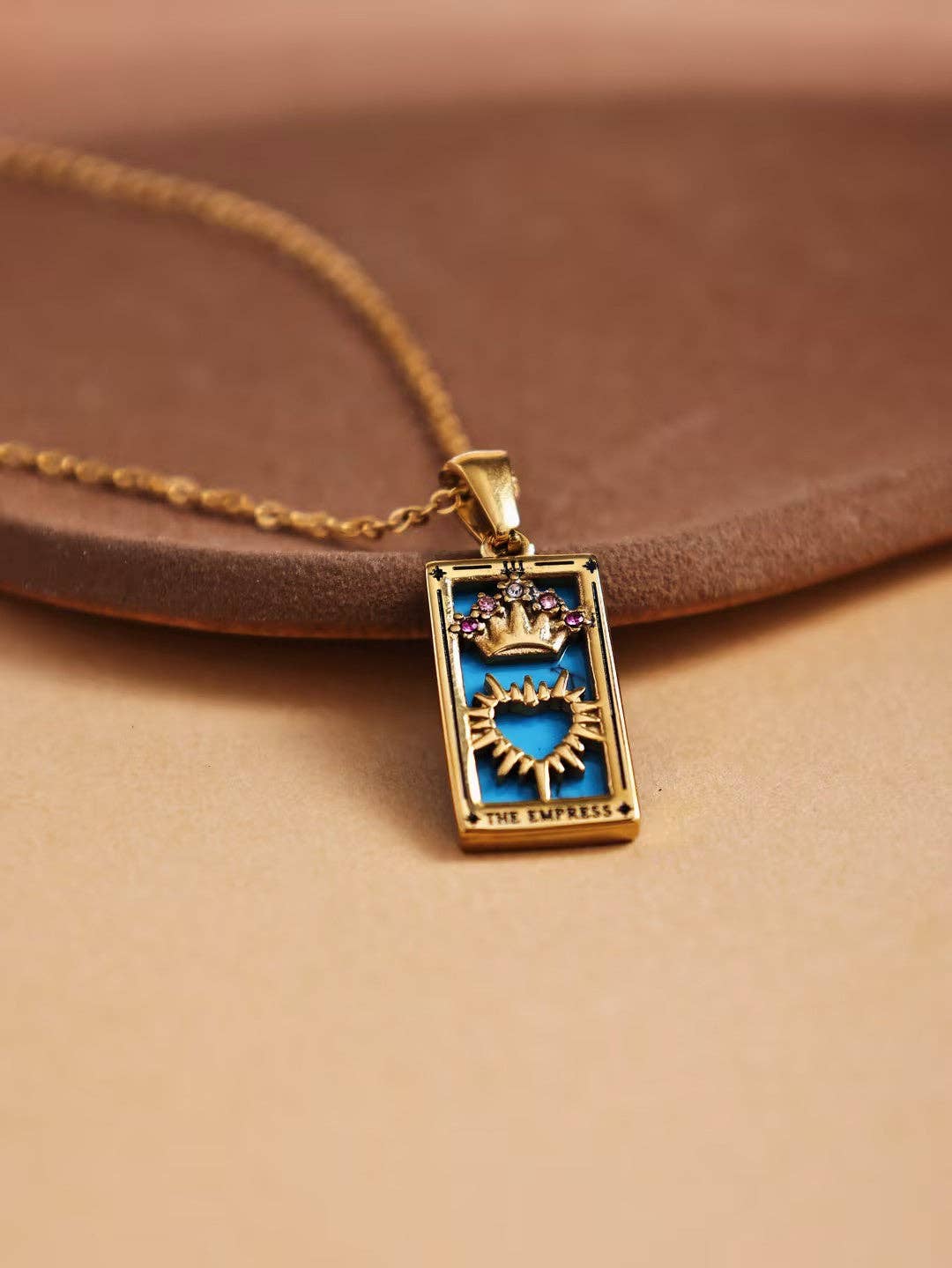 Revelari - Wholesale Pendant/Charm Necklace - Tarot Card Pendant Necklace – The Empress2