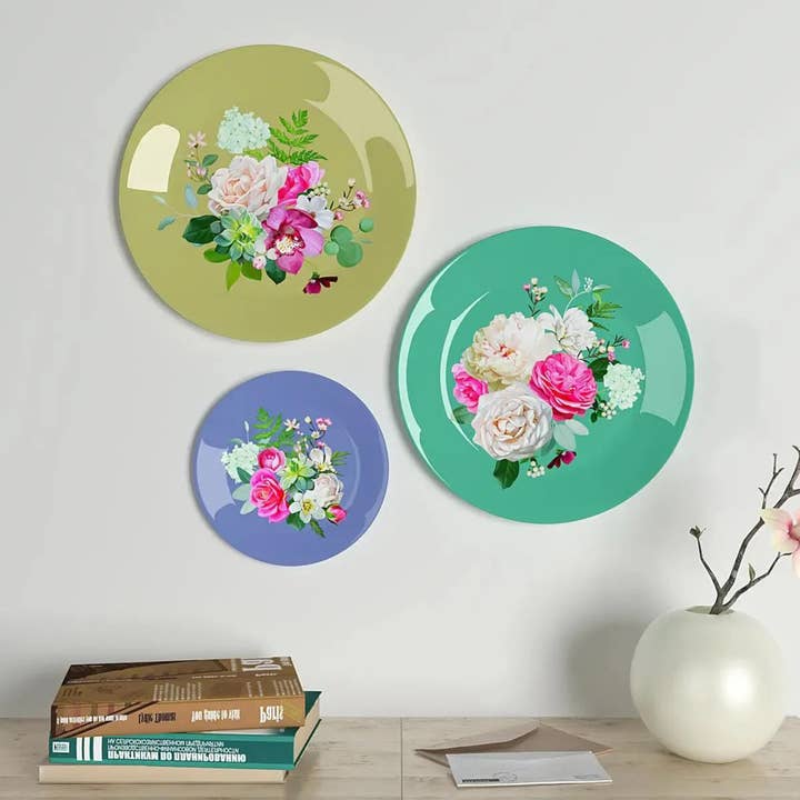 GoGlocal - Vendita all'ingrosso Ciotole/Piatti decorativi - Set di 3 Piatti da Parete in Ceramica con Design di Rose