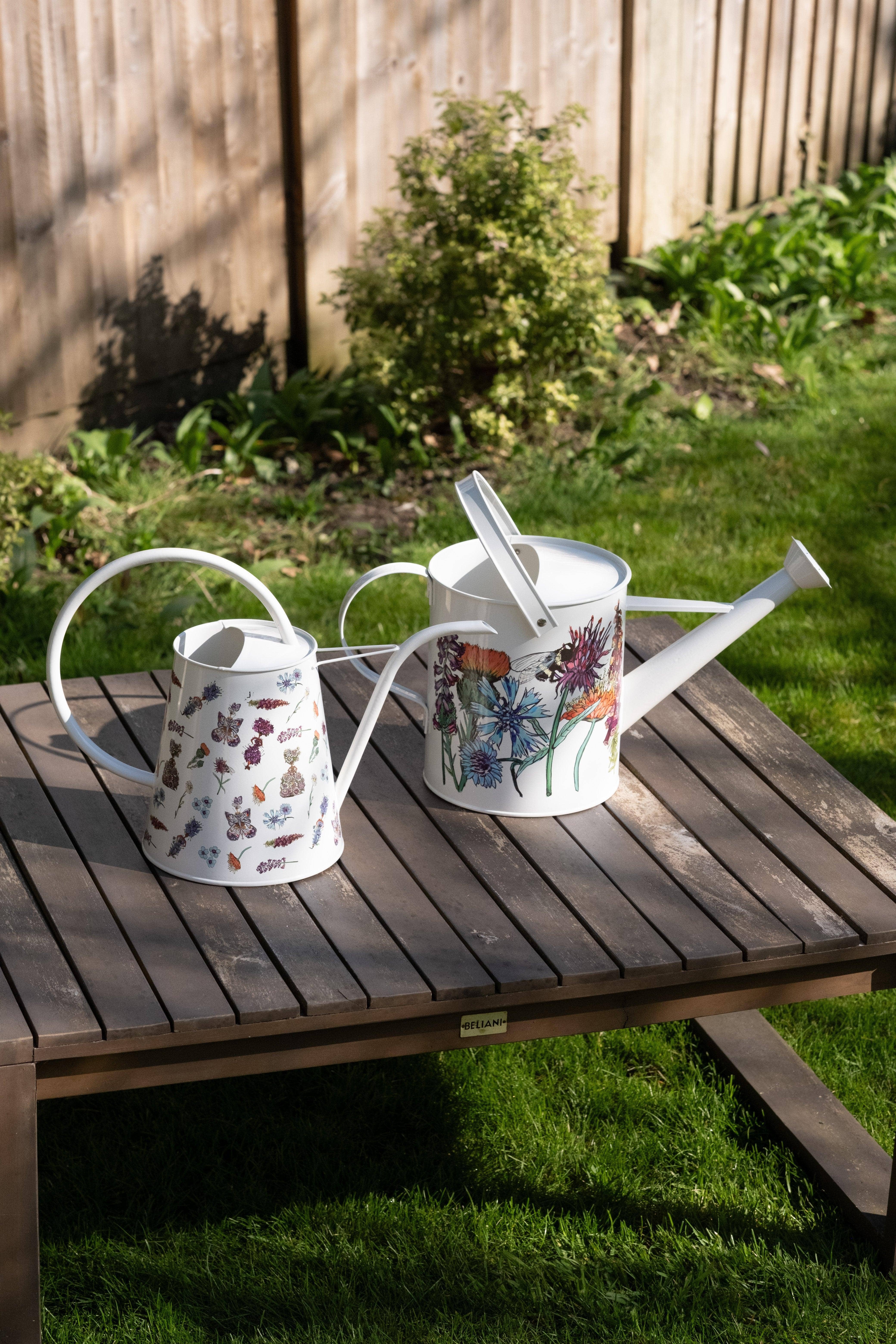 Charlotte Posner – wholesale Watering can – 3L CONICAL FLORAL WATERING CAN2
