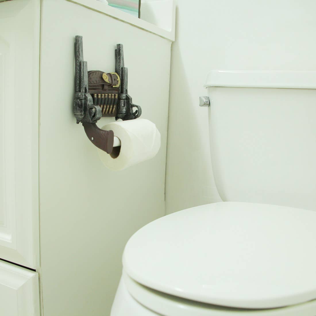 Zeckos - Venta al por mayor Soportes para papel higiénico - Soporte para rollo de papel higiénico Wipe of the Wild West Six Shooter5