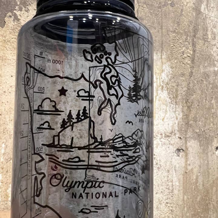 Rainier Watch Supply Co - Wholesale Water bottle - Washington National Parks - 32oz Water Bottle - All Black1
