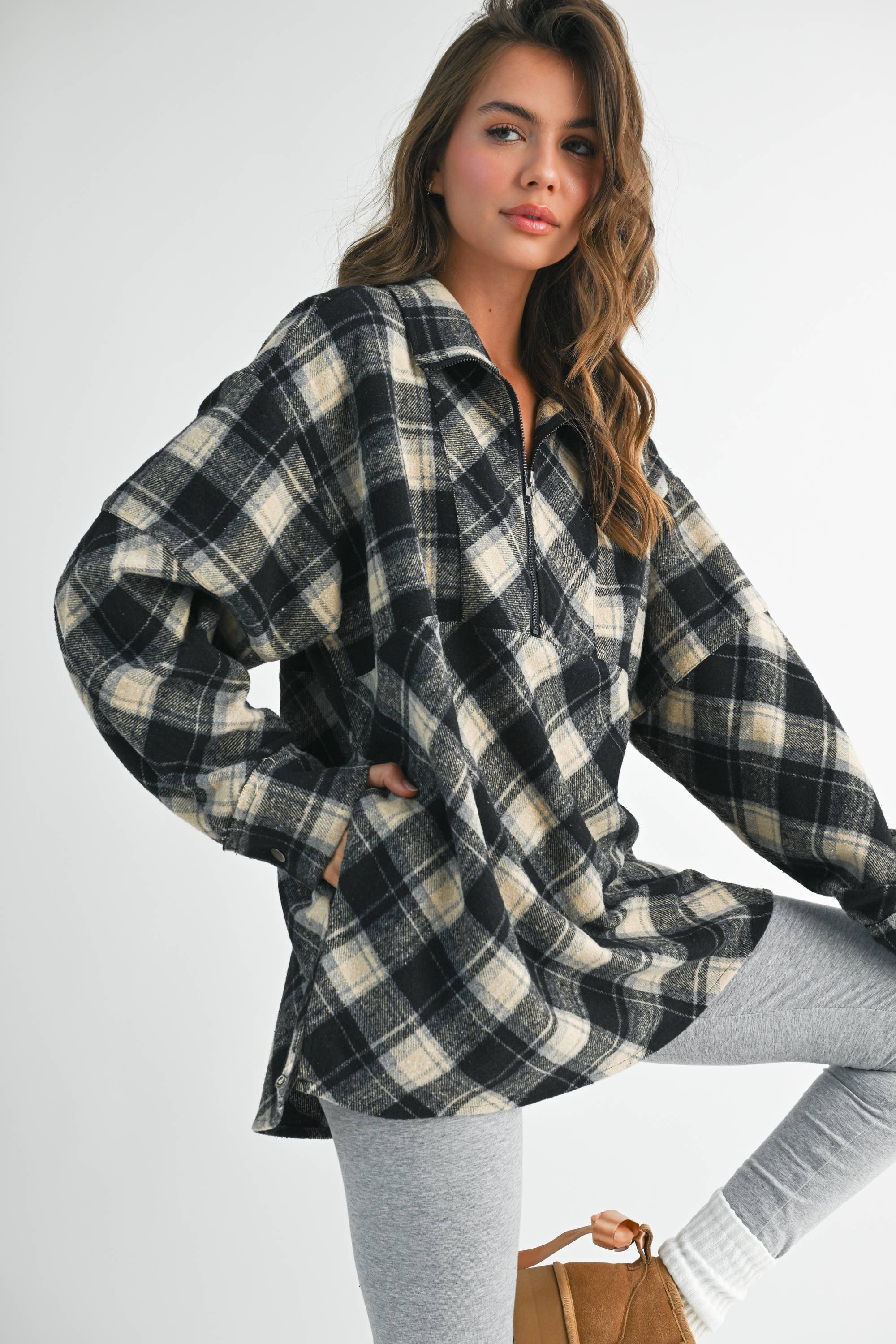 AEMI + CO - Wholesale Sweatshirt - Women's - 8421EK Mya Plaid Pullover 17