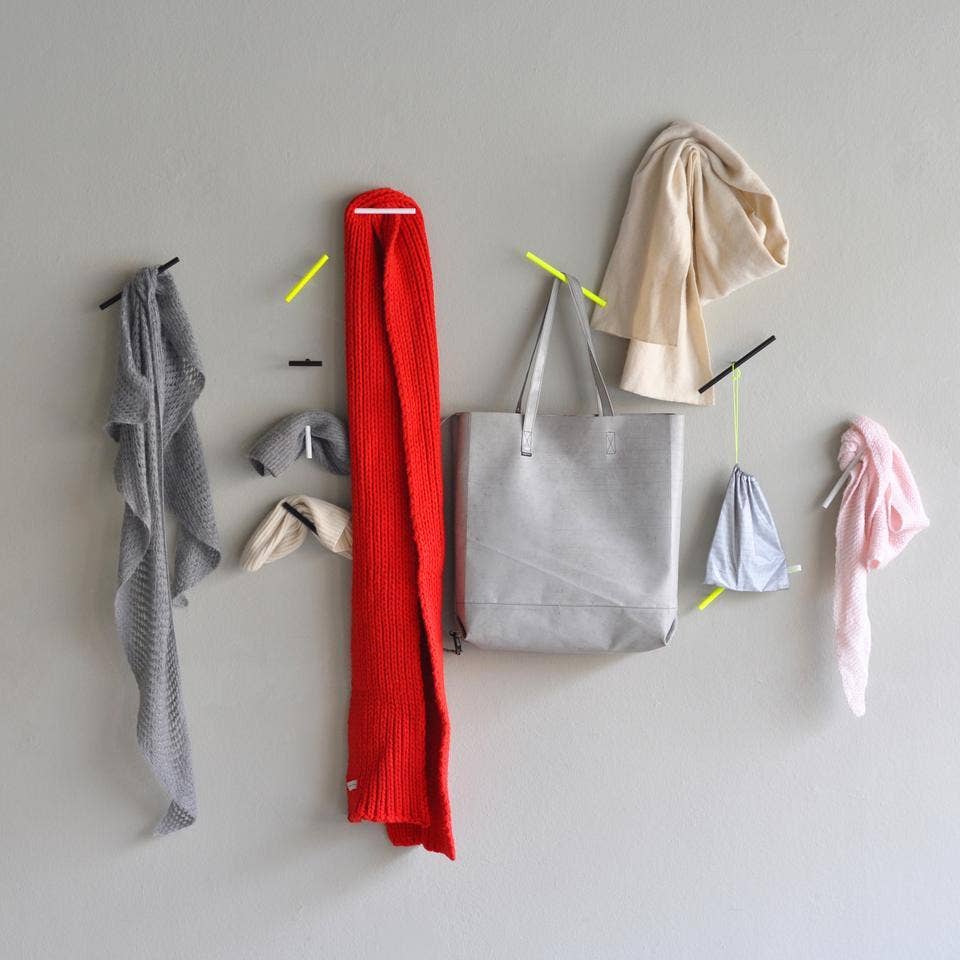 kolor – Gancho de parede por atacado – Gancho de parede pequeno - amarelo neon2